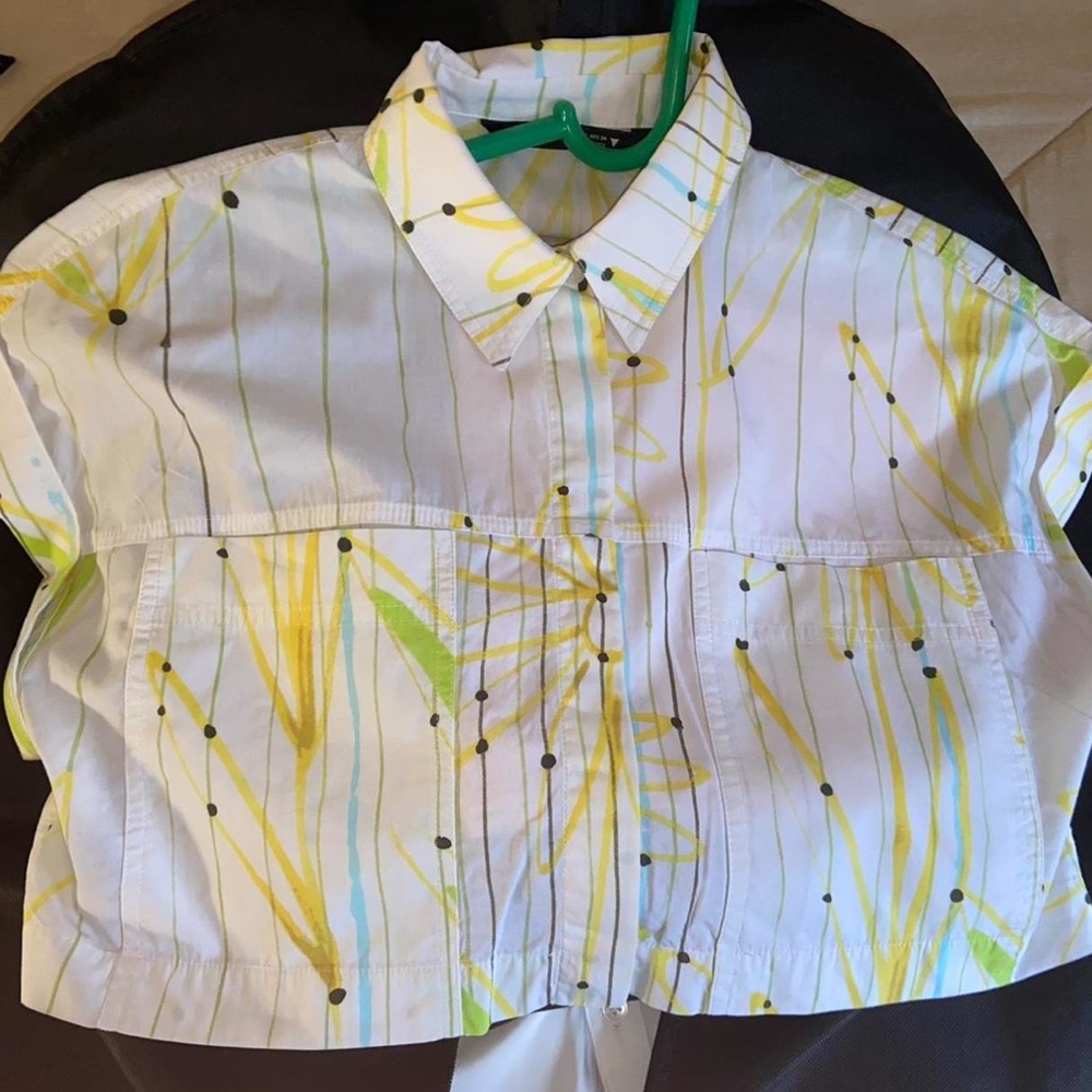 Zara Women’s XS Cropped Button Front Collared Printed Top Blouse